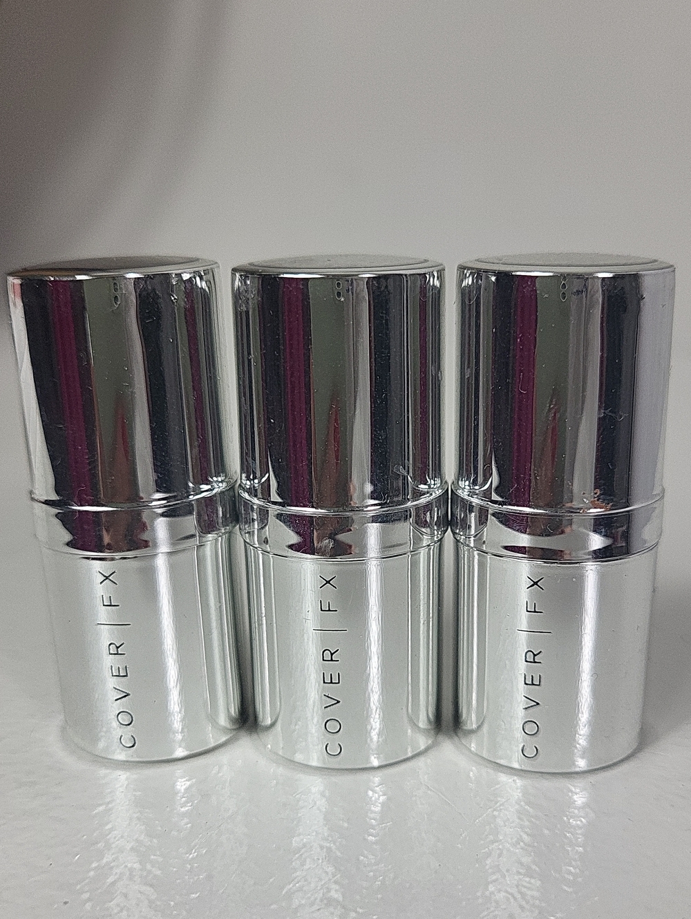 Cover FX Cream Highlighter Stick trio. - Picture 4 of 5